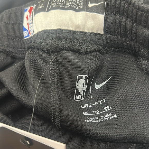 Nike Dri-Fit Utah Jazz Basketball Black jogger pants size XXL. NWT. - Picture 11 of 15